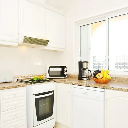 Villa In Algarve Near Sandy Beaches * Албуфейра