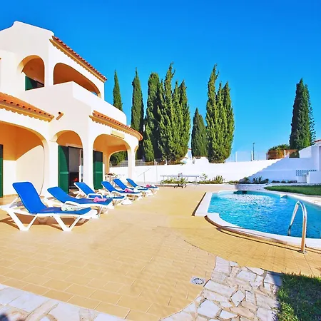 Villa In Algarve Near Sandy Beaches Albufeira