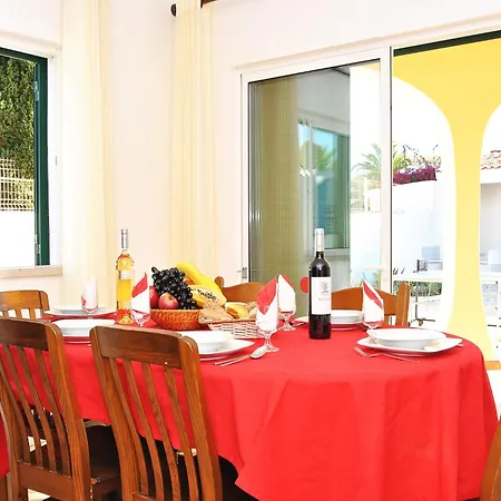 Villa Villa In Algarve Near Sandy Beaches *